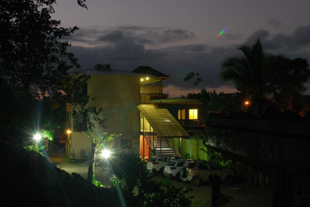 Hotel Torres Del Mar Puerto Viejo de Talamanca Exterior foto